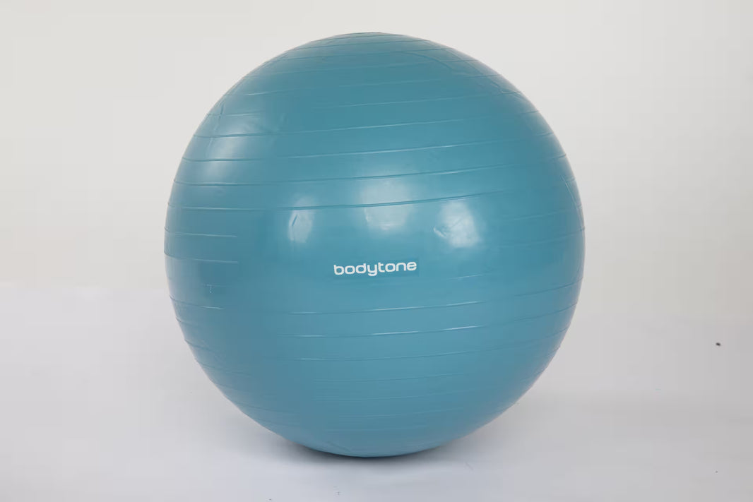 Ensemble de yoga en liège : tapis, ballon de gym, bloc de yoga et balle de massage