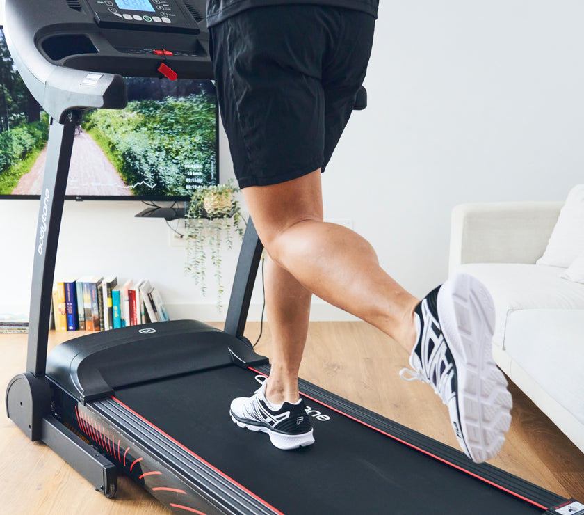 Active RUN 500 Smart Treadmill