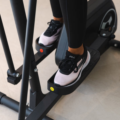 DE30 Elliptical (Refurbished)