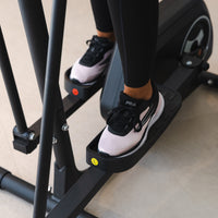 DE30 Elliptical (Refurbished)